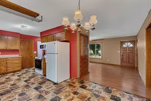 1509 10th St SE, Willmar, MN 56201 - Photo 5