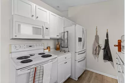 2039 Brittany Court, Shakopee, MN 55379 - Photo 11