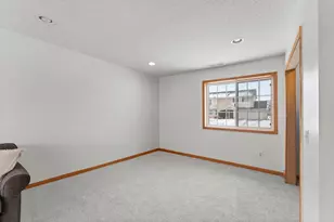 2039 Brittany Ct, Shakopee, MN 55379 - Photo 29