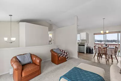 2039 Brittany Court, Shakopee, MN 55379 - Photo 7