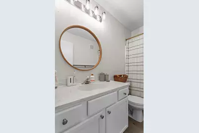 2039 Brittany Court, Shakopee, MN 55379 - Photo 17