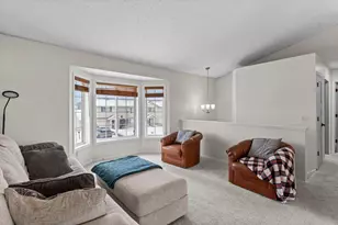 2039 Brittany Ct, Shakopee, MN 55379 - Photo 5