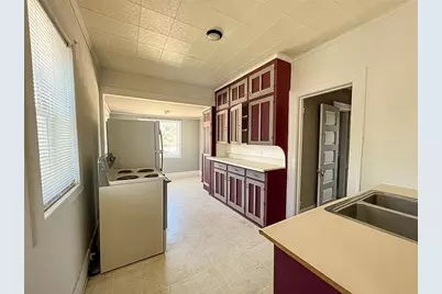 403 2nd Street, Austin, MN 55912 - Photo 9