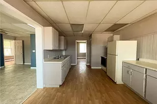 403 2nd St, Austin, MN 55912 - Photo 11