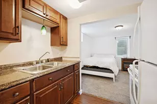 9642 Columbus Ave S, Bloomington, MN 55420 - Photo 33