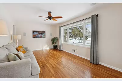 9642 Columbus Avenue S, Bloomington, MN 55420 - Photo 7