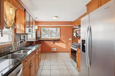 9642 Columbus Avenue S, Bloomington, MN 55420 - Photo 13