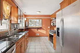 9642 Columbus Ave S, Bloomington, MN 55420 - Photo 13