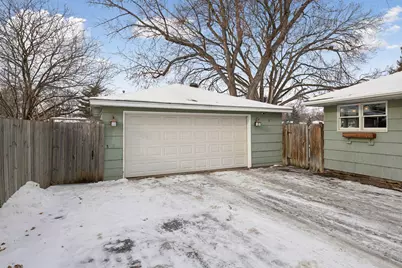 9642 Columbus Avenue S, Bloomington, MN 55420 - Photo 43