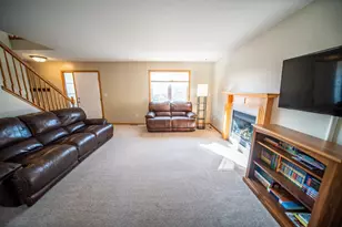 5259 Florence Dr NW, Rochester, MN 55901 - Photo 5