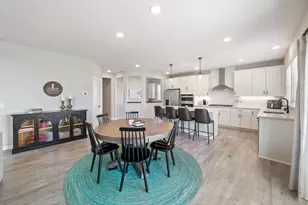 10318 McGregor Blvd, Woodbury, MN 55129 - Photo 9