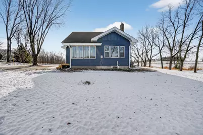 1048 45th Street W, Northfield, MN 55057 - Photo 3