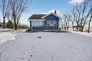 1048 45th St W, Northfield, MN 55057 - Photo 3