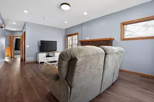 1048 45th St W, Northfield, MN 55057 - Photo 7