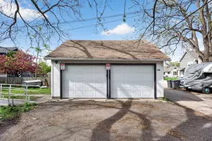 4126 Dupont Ave N, Minneapolis, MN 55412 - Photo 29