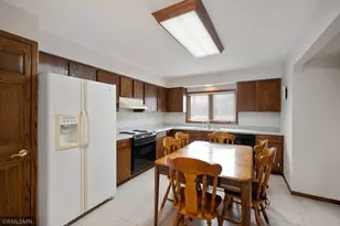 15740 Harmony Way, Apple Valley, MN 55124 - Photo 5