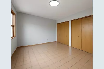 1053 Cromwell Avenue, Saint Paul, MN 55114 - Photo 13