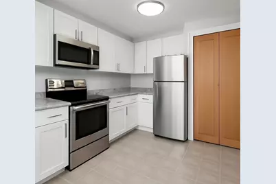 1053 Cromwell Avenue, Saint Paul, MN 55114 - Photo 9