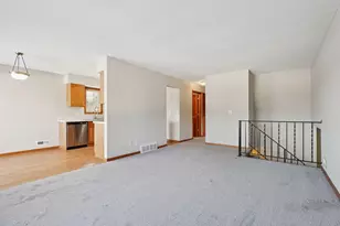 4943 142nd St W, Apple Valley, MN 55124 - Photo 9