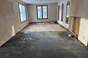 306 Maple St, Lyle, MN 55953 - Photo 3