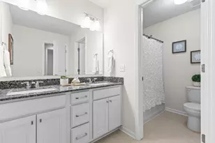 732 Wildflower Ln, Chanhassen, MN 55317 - Photo 27