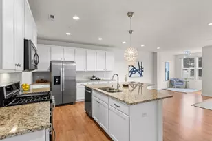 732 Wildflower Ln, Chanhassen, MN 55317 - Photo 15