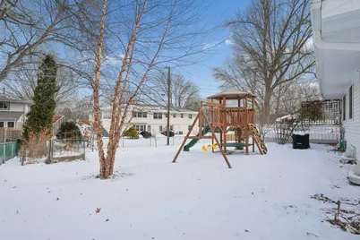 2120 Aquila Avenue N, Golden Valley, MN 55427 - Photo 7