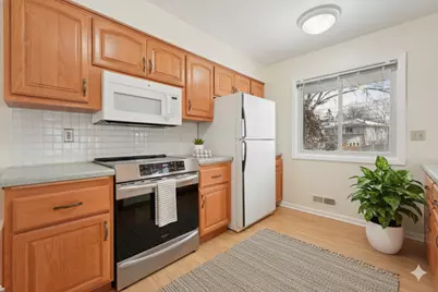 2120 Aquila Avenue N, Golden Valley, MN 55427 - Photo 9