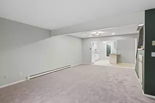 3527 37th Ave NE, Saint Paul, MN 55421 - Photo 9