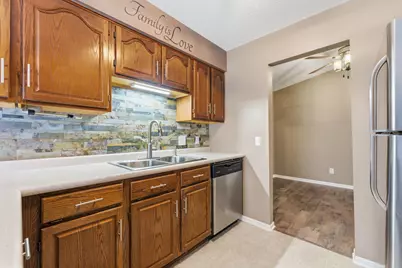 3737 Gershwin Lane N, Oakdale, MN 55128 - Photo 7