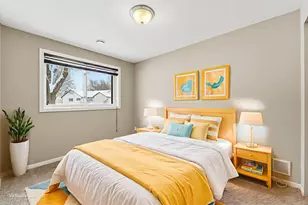 3737 Gershwin Ln N, Oakdale, MN 55128 - Photo 17