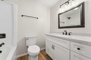 3737 Gershwin Ln N, Oakdale, MN 55128 - Photo 23