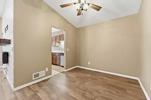 3737 Gershwin Ln N, Oakdale, MN 55128 - Photo 11