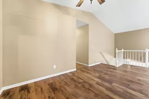 3737 Gershwin Ln N, Oakdale, MN 55128 - Photo 11