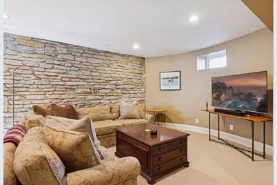 672 Summit Avenue #102, Saint Paul, MN 55105 - Photo 35