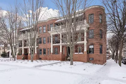 672 Summit Avenue #102, Saint Paul, MN 55105 - Photo 3