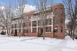 672 Summit Ave, Saint Paul, MN 55105 - Photo 3