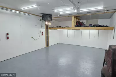 2808 81st Avenue N, Brooklyn Park, MN 55444 - Photo 11