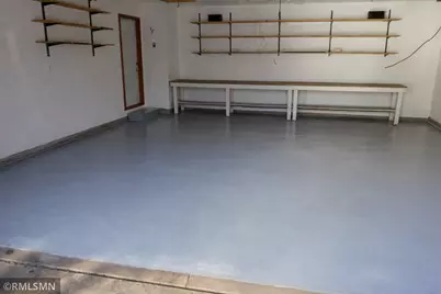 2808 81st Avenue N, Brooklyn Park, MN 55444 - Photo 9