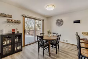 10391 Greyfield Ct, Eden Prairie, MN 55347 - Photo 5