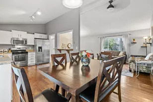 6871 Chaparral Ln, Chanhassen, MN 55317 - Photo 5