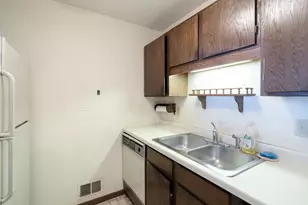 1704 Pleasant St, Saint Paul, MN 55113 - Photo 13