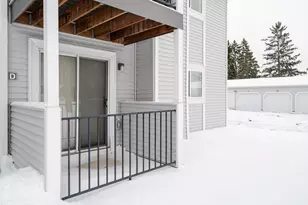 1704 Pleasant St, Saint Paul, MN 55113 - Photo 5