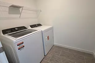 4747 Airlake Dr, Woodbury, MN 55129 - Photo 11