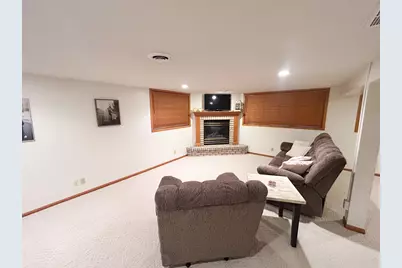 1118 Elmwood Avenue, Worthington, MN 56187 - Photo 17