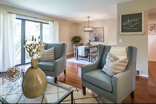 334 W 5th St, Waconia, MN 55387 - Photo 5