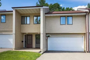 334 W 5th St, Waconia, MN 55387 - Photo 1