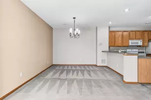 3515 Cherry Ln, Woodbury, MN 55129 - Photo 9