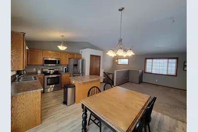 316 Jefferson Lane, Saint Joseph, MN 56374 - Photo 5