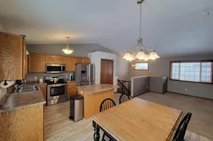 316 Jefferson Ln, Saint Joseph, MN 56374 - Photo 3